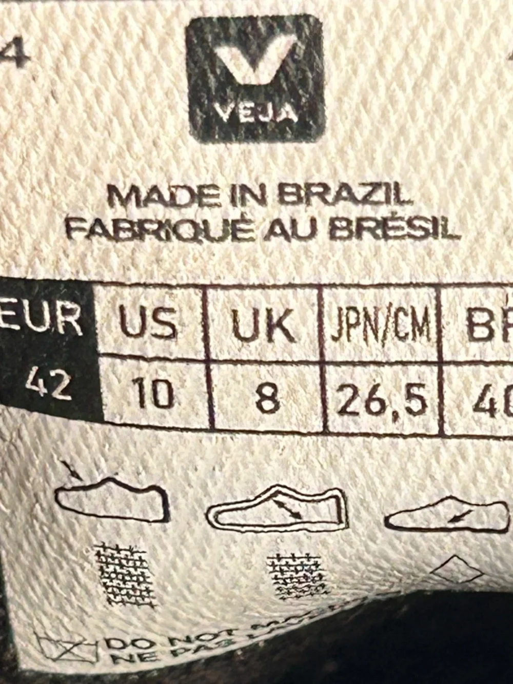 Veja please see